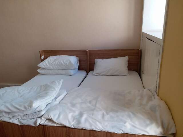 Хостелы the palm hostel and mess Баку-5